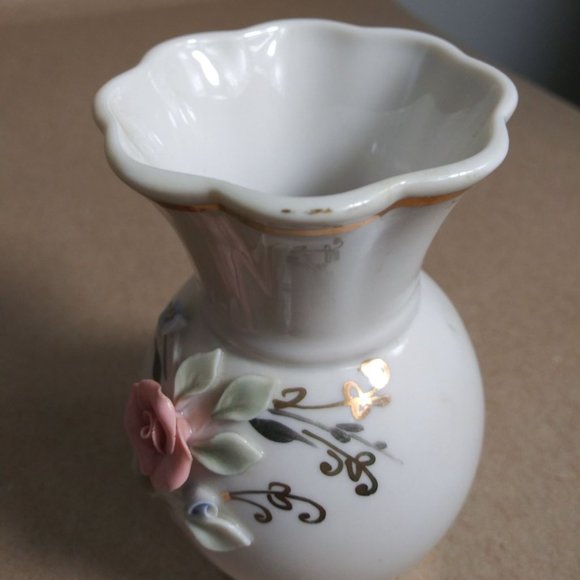 Fenix Porcelain Delicate Flowers 4" Small Vase Kislovodsk Russia - Picture 2 of 5